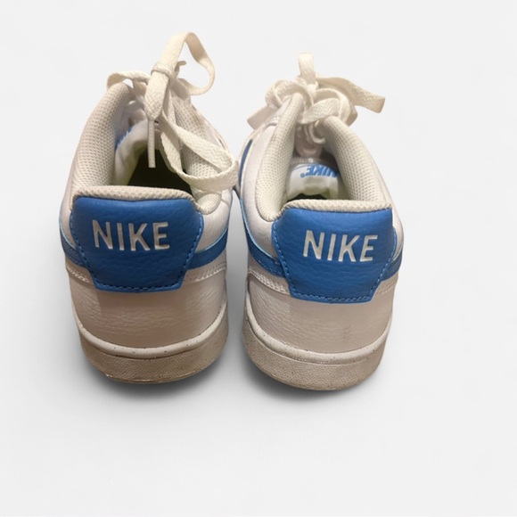 Nike White and Blue Women's Sneakers - Picture 3 of 6